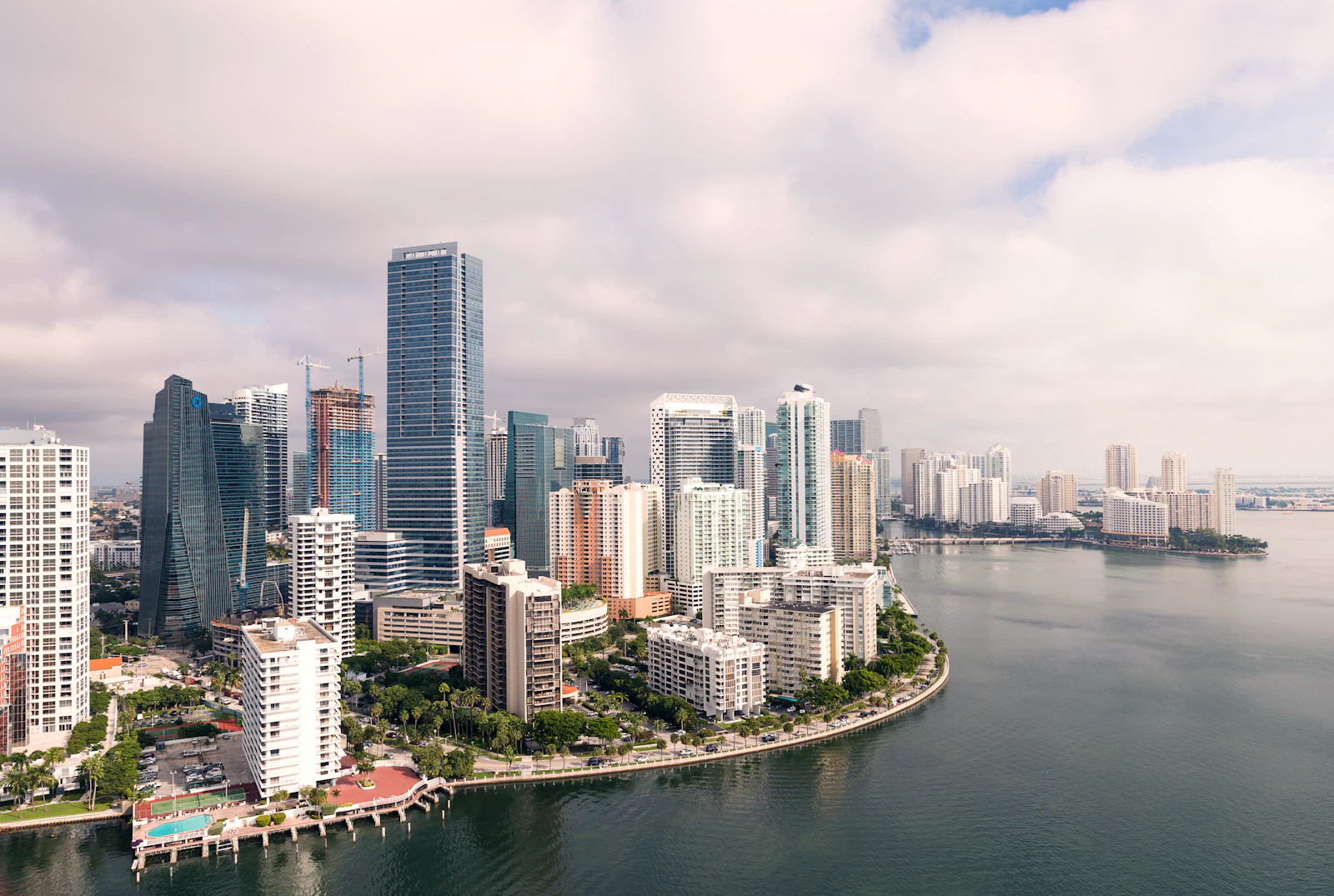 Why Bilingual IT Support Matters for South Florida Businesses