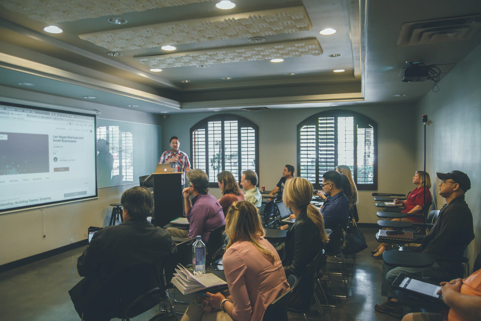 AI Training for Teams: What to Expect from a Good Program